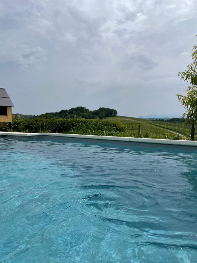 Agriturismo La Ca Veja Monforte D'Alba Luaran gambar